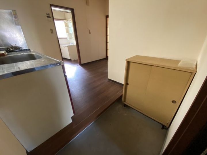 コープ寿の玄関