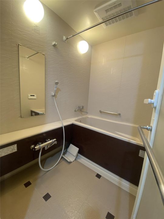 ライオンズヴィアーレ浦和常盤公園の風呂