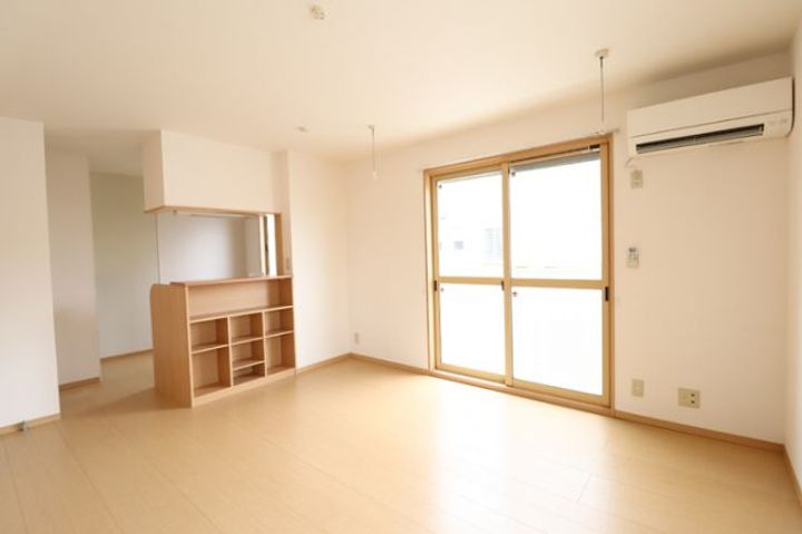 栃木県小山市大字小山(アパート)の賃貸物件の居間