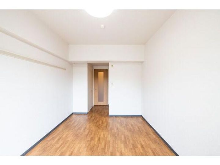 愛知県日進市岩崎町竹ノ山(マンション)の賃貸物件の居間