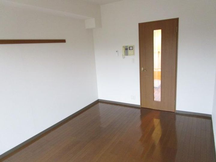 東京都西東京市東伏見3(マンション)の賃貸物件の居間