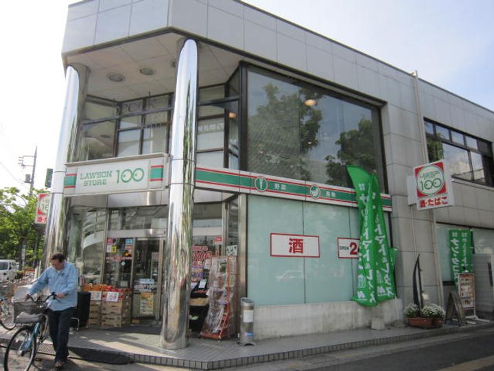 ボンヌ・シャンスの周辺