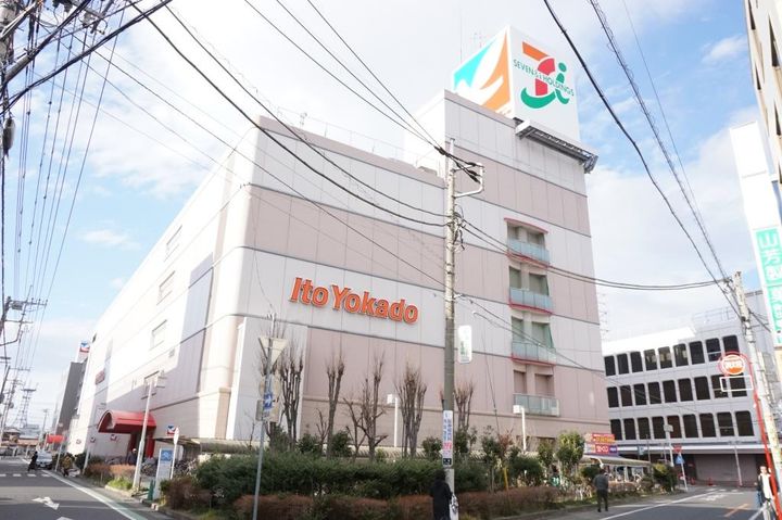 ボンヌ・シャンスの周辺