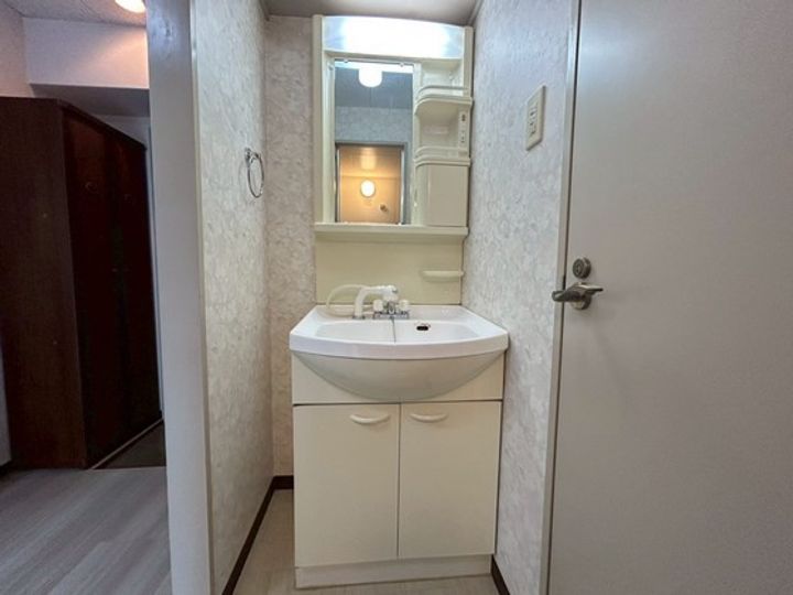 グランヴェルジェ中須IIの内装