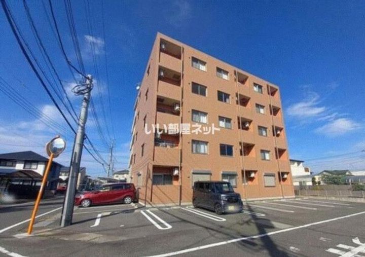 群馬県高崎市新保町(マンション)の賃貸物件の外観