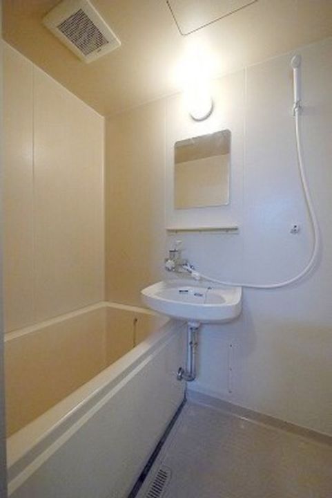 サンライズIIの風呂