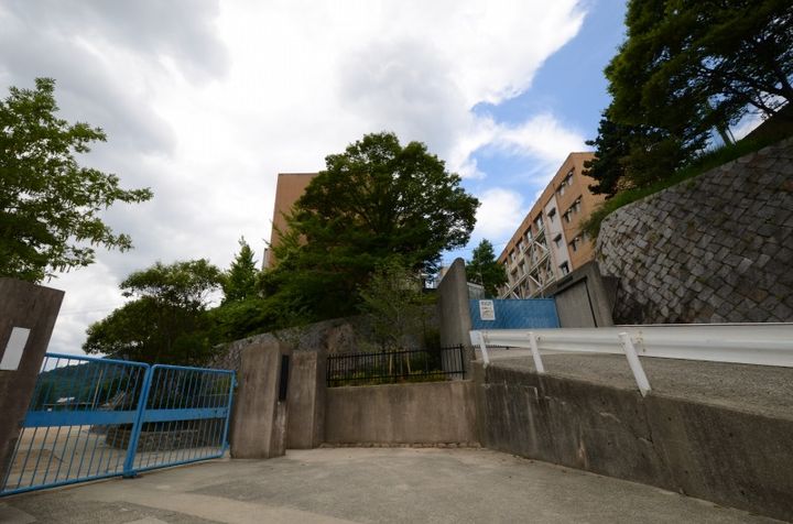 兵庫県西宮市高塚町(一戸建)の賃貸物件の周辺