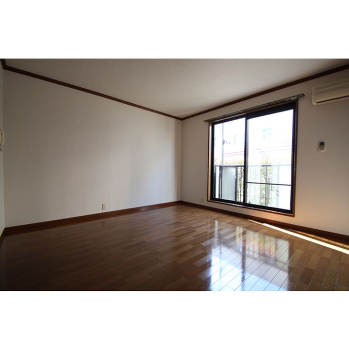 メゾンツクバB棟の居間