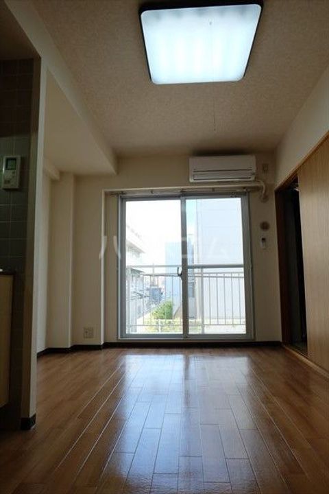 桜フラッツの居間