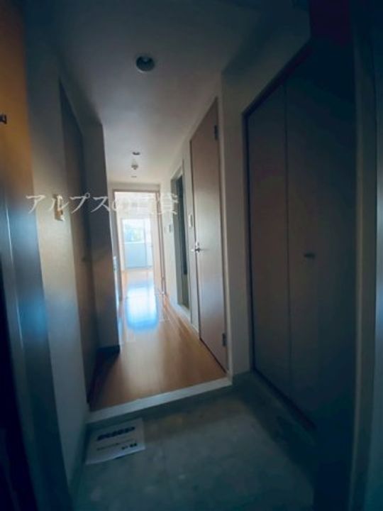神奈川県横浜市西区戸部町4(マンション)の賃貸物件の玄関