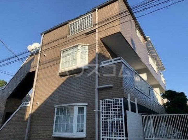 松ノ木ハイツの外観