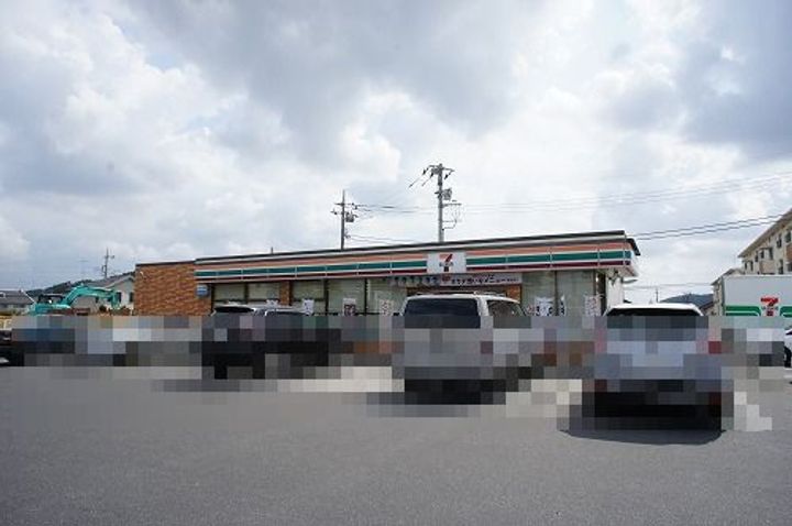 ファミール雅Dの周辺