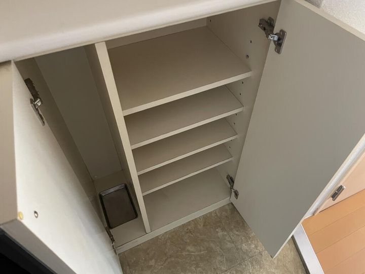 エステムコート神戸ハーバーランド前3の玄関