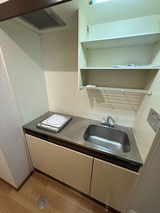 TNビルのキッチン