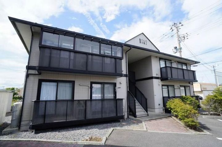 アーバンストリートEの外観