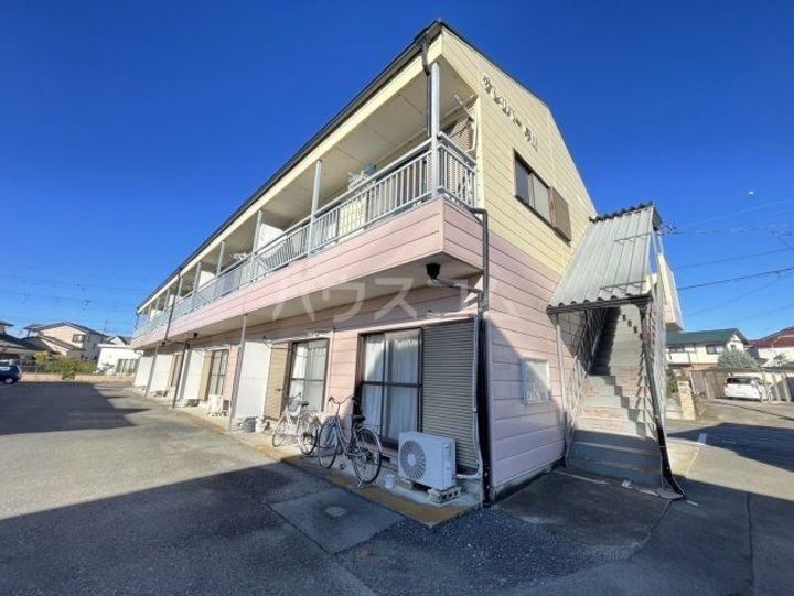 サンリバー早川の外観