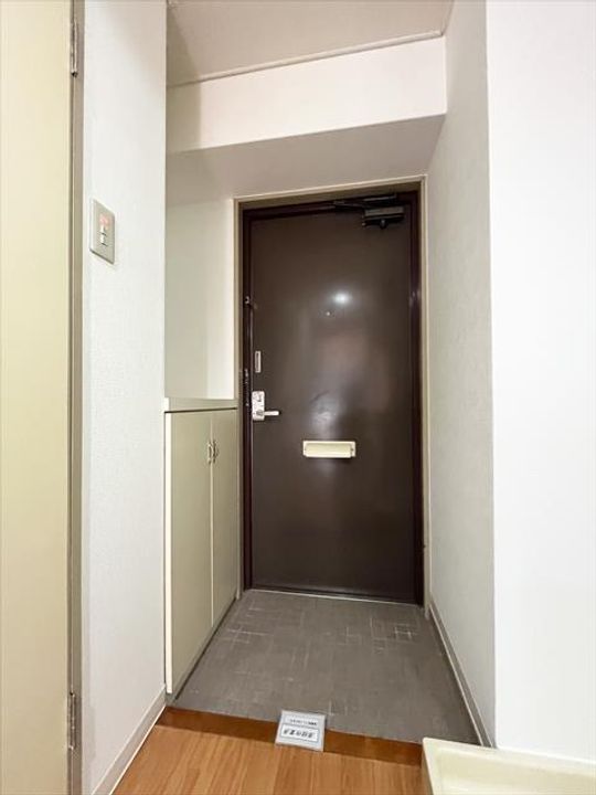 サンシャイン緑町IIの玄関