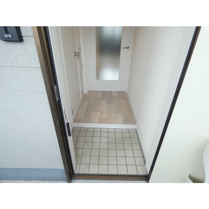 メゾンM3の玄関