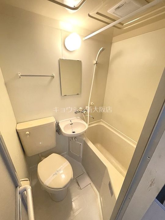 エーデルワイス塚本の内装