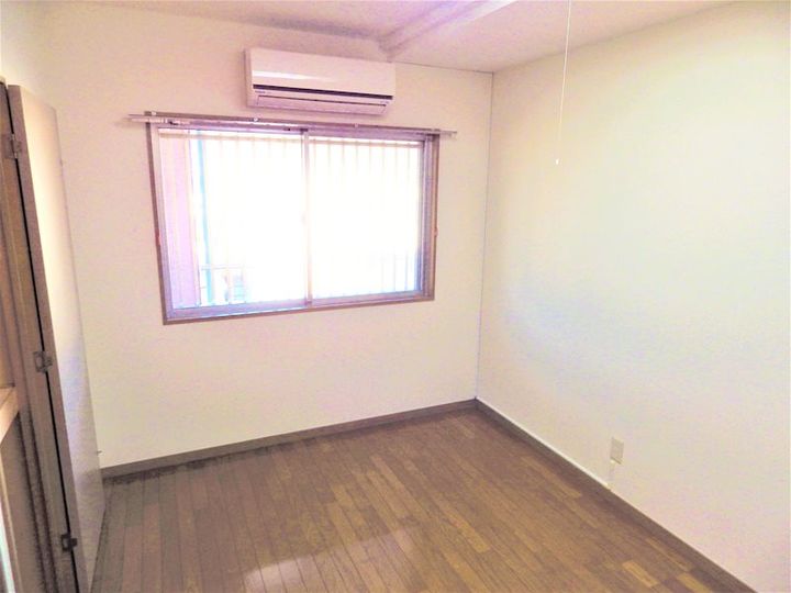 エレガンス敷島の内装