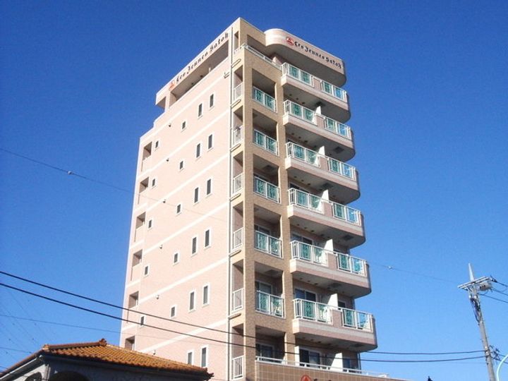 レジェンヌ・サトウの外観