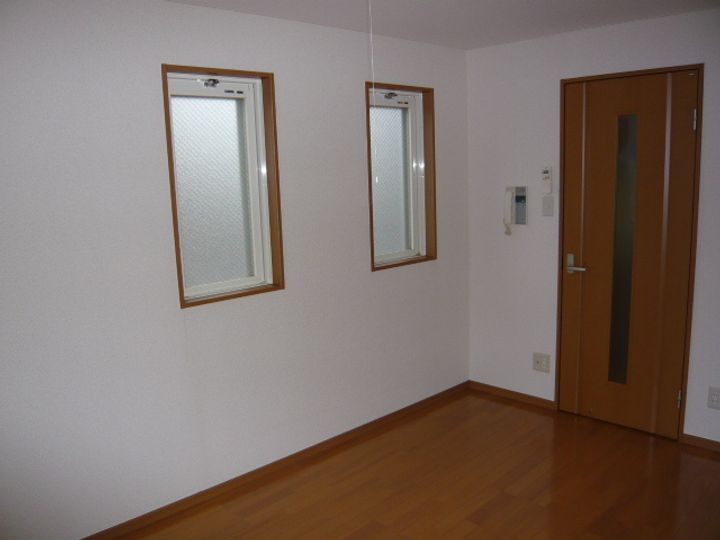 レジェンヌ・サトウの居間