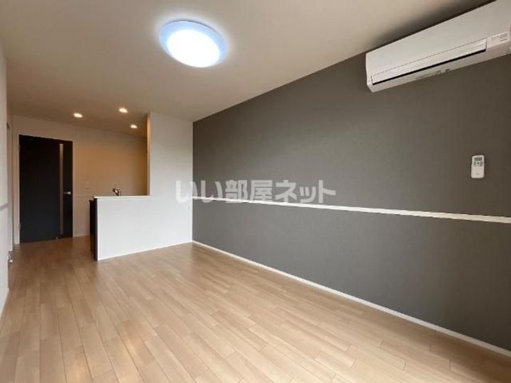 栃木県小山市若木町3(アパート)の賃貸物件の居間
