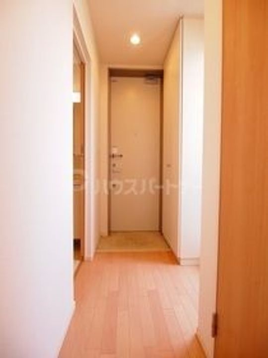 メゾンドゥ ソレイユの玄関