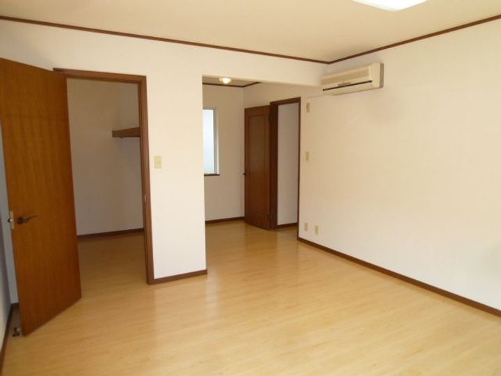 東京都目黒区東山1(一戸建)の賃貸物件の居間