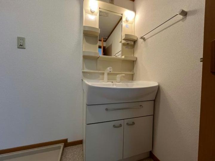 愛知県日進市折戸町高松(アパート)の賃貸物件の内装