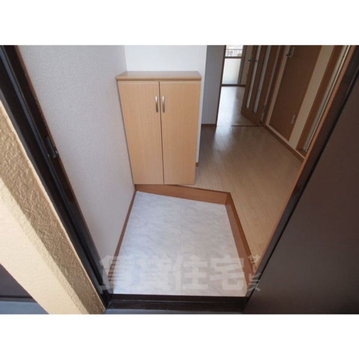 愛知県名古屋市天白区原1(マンション)の賃貸物件の玄関