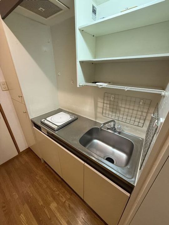 TNビルのキッチン