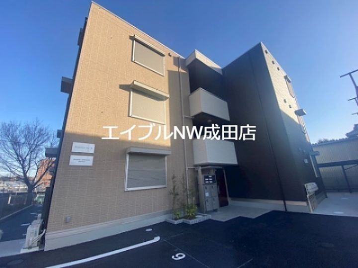 トリシアYH IIの外観