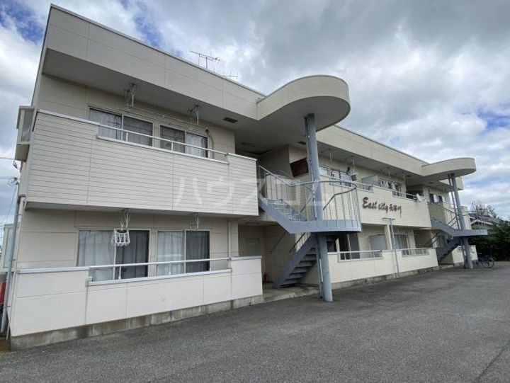 イーストシティー長谷川の外観