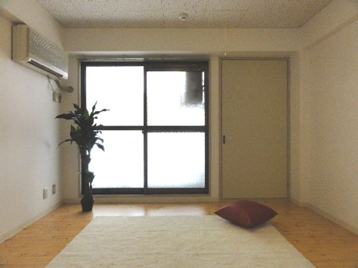大阪府茨木市中村町(マンション)の賃貸物件の居間