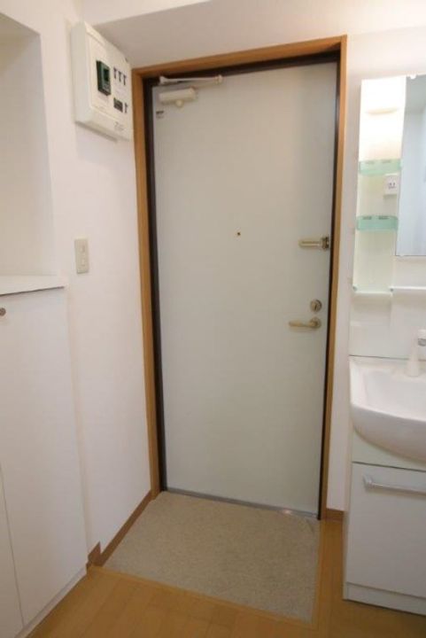 東京都台東区日本堤2(マンション)の賃貸物件の玄関