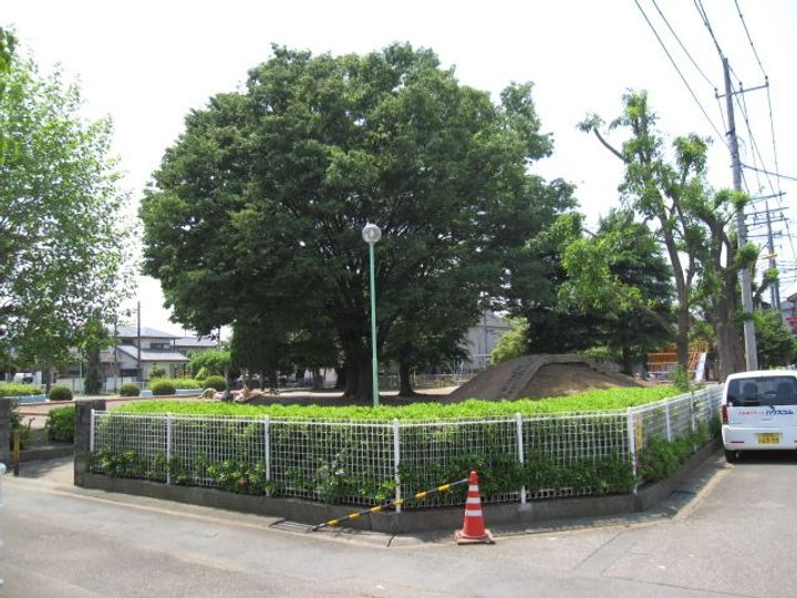 パルテールの周辺