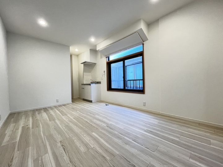 四木アパートメントの居間