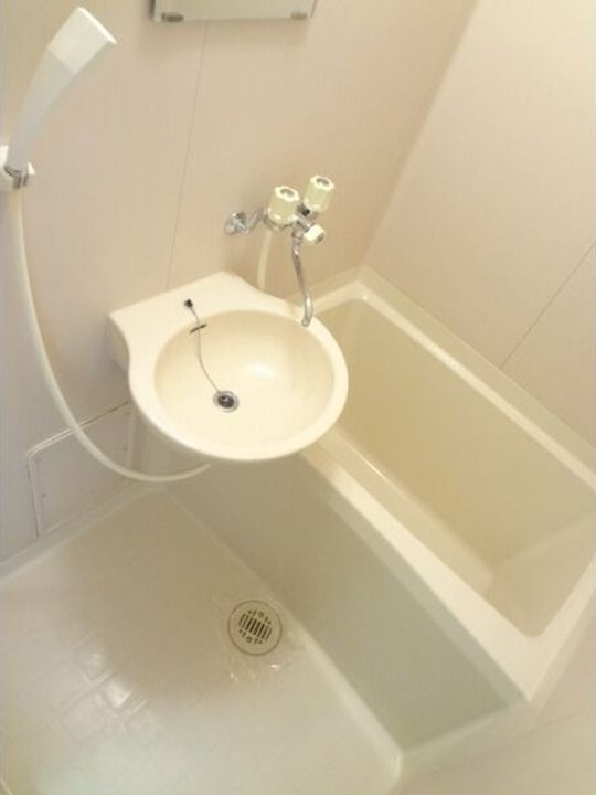 東京都日野市神明2(マンション)の賃貸物件の風呂