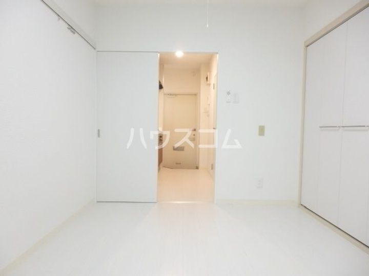 コートハウスフナツの居間