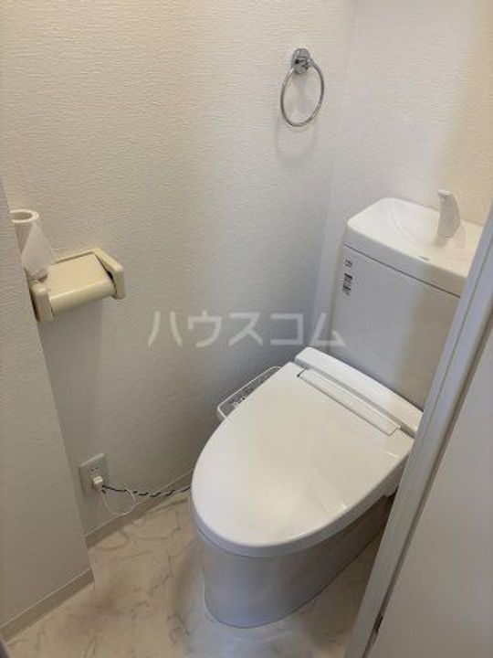 コートハウスフナツの内装