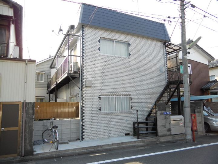 東京都世田谷区代沢4(アパート)の賃貸物件の外観