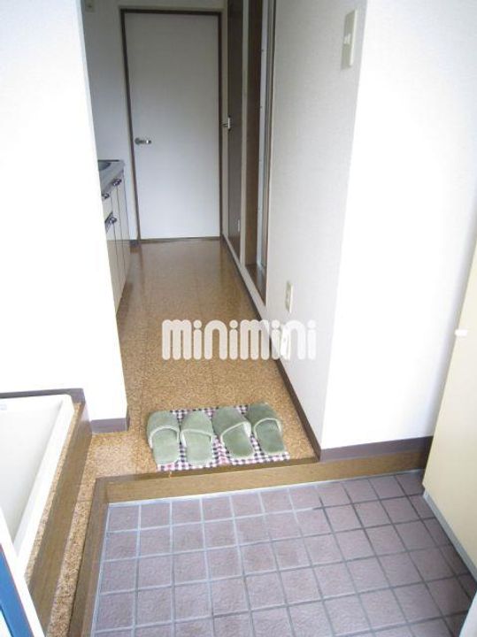 ジュエルボックスの玄関