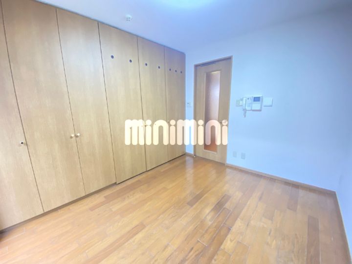 フォレストコート葛西の内装