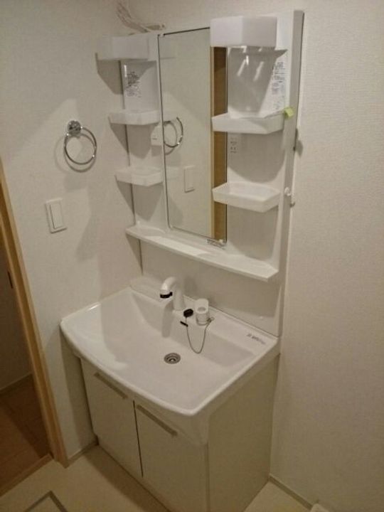 エデンIIの内装