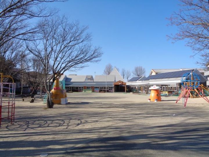 サープラス II オカダの周辺