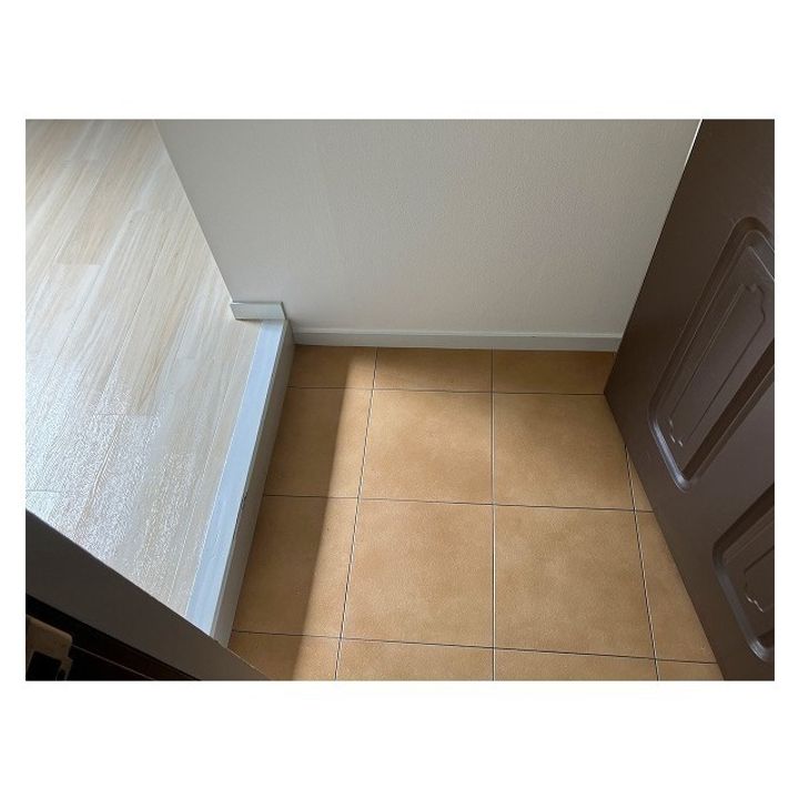 フェリシエ池田の玄関