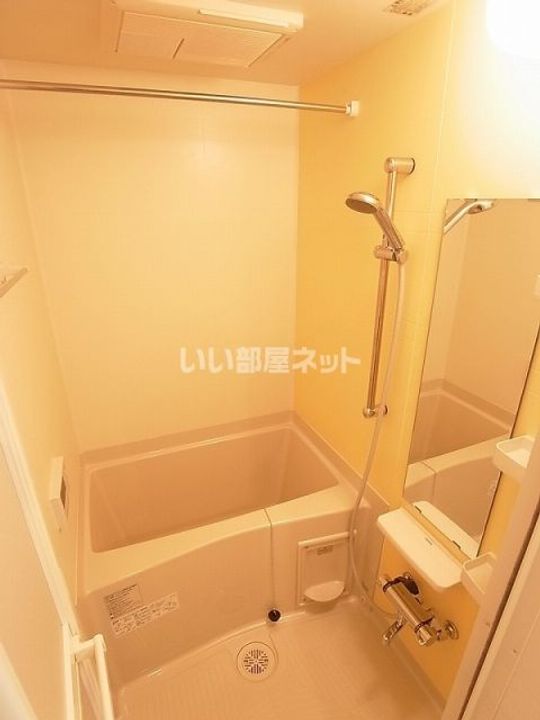 埼玉県八潮市大瀬5(マンション)の賃貸物件の風呂