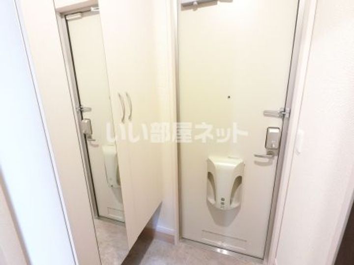 オリーブ ガーデンの玄関