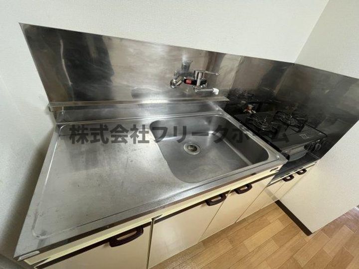 東京都小金井市緑町5(マンション)の賃貸物件のキッチン